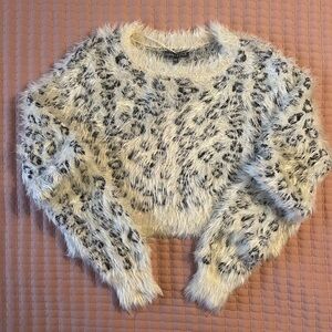 Kendall & Kylie Cream and Black Animal Print Eyelash Crop Sweater XS
